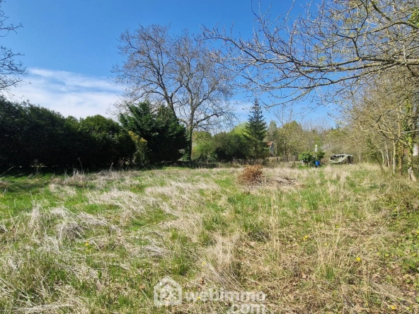 Terrain à bâtir de 1260 m² à Vorges – Idéal pour votre projet résidentiel