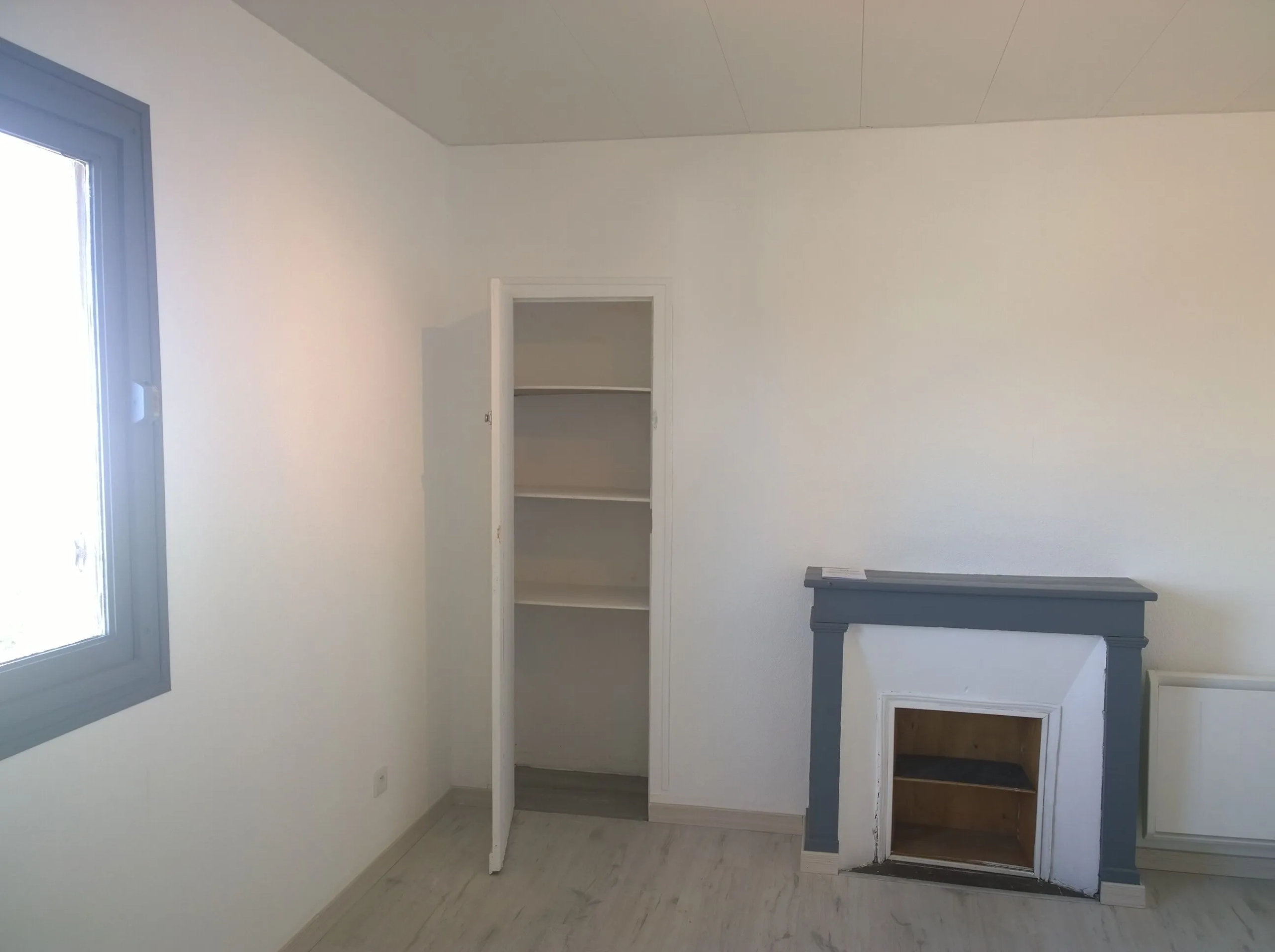 Appartement duplex en vente à Nantes près de la Place Viarme - Charme et authenticité 