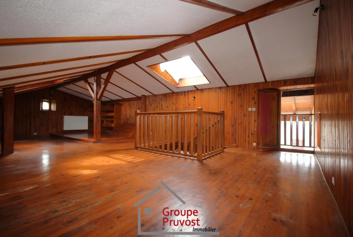Charmante maison en pierre avec 4 chambres à Cluny, proche TGV et autoroutes 