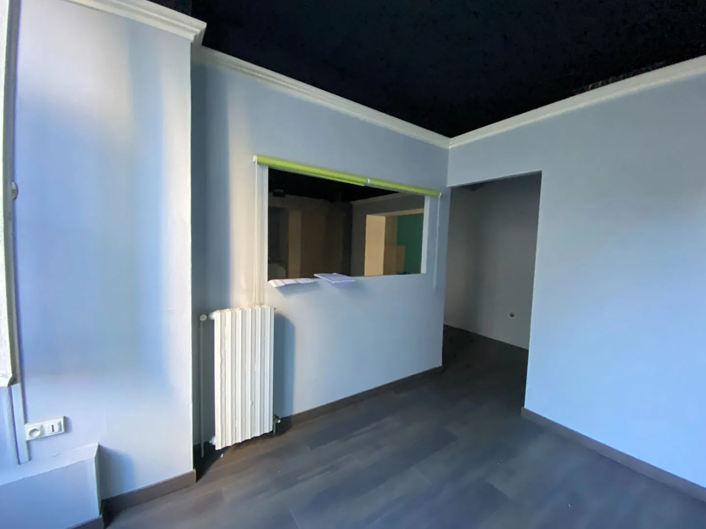 Local commercial de 110 m² en centre-ville de Pau, idéal pour divers projets 