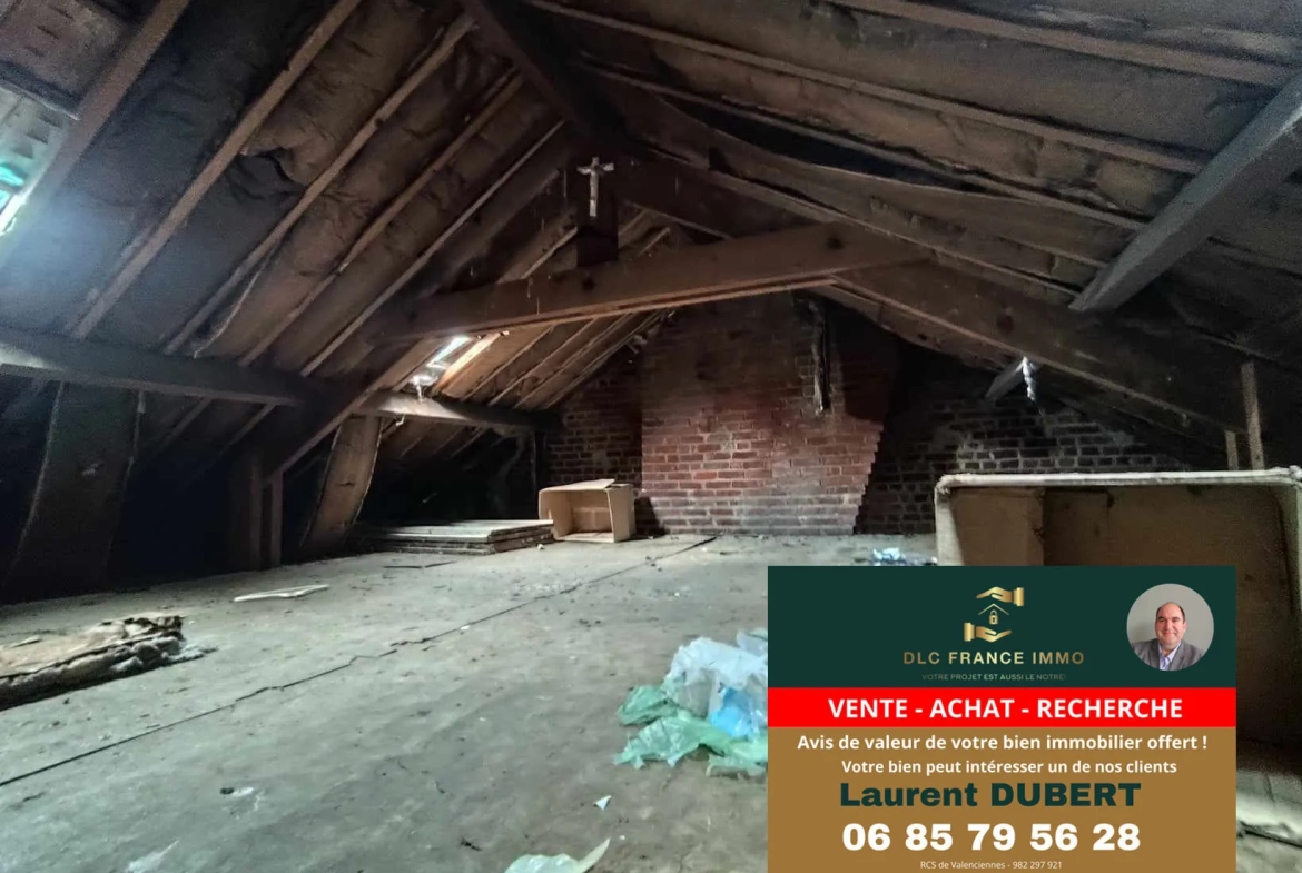 Maison à Berlaimont avec grand potentiel, 3 chambres, terrain de 992 m² 