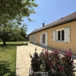 Maison à vendre de 117 m² à Châtellerault avec grand terrain et panneaux solaires