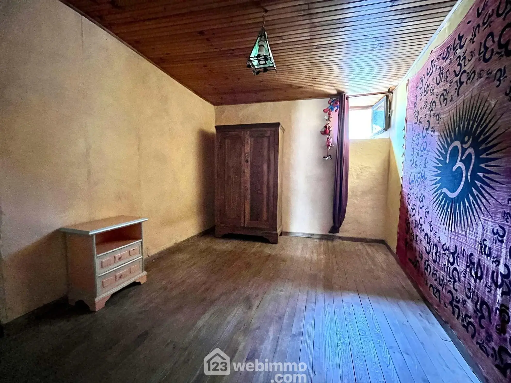 Appartement T3 à Muro avec terrasse et potentiel d'extension en Balagne 