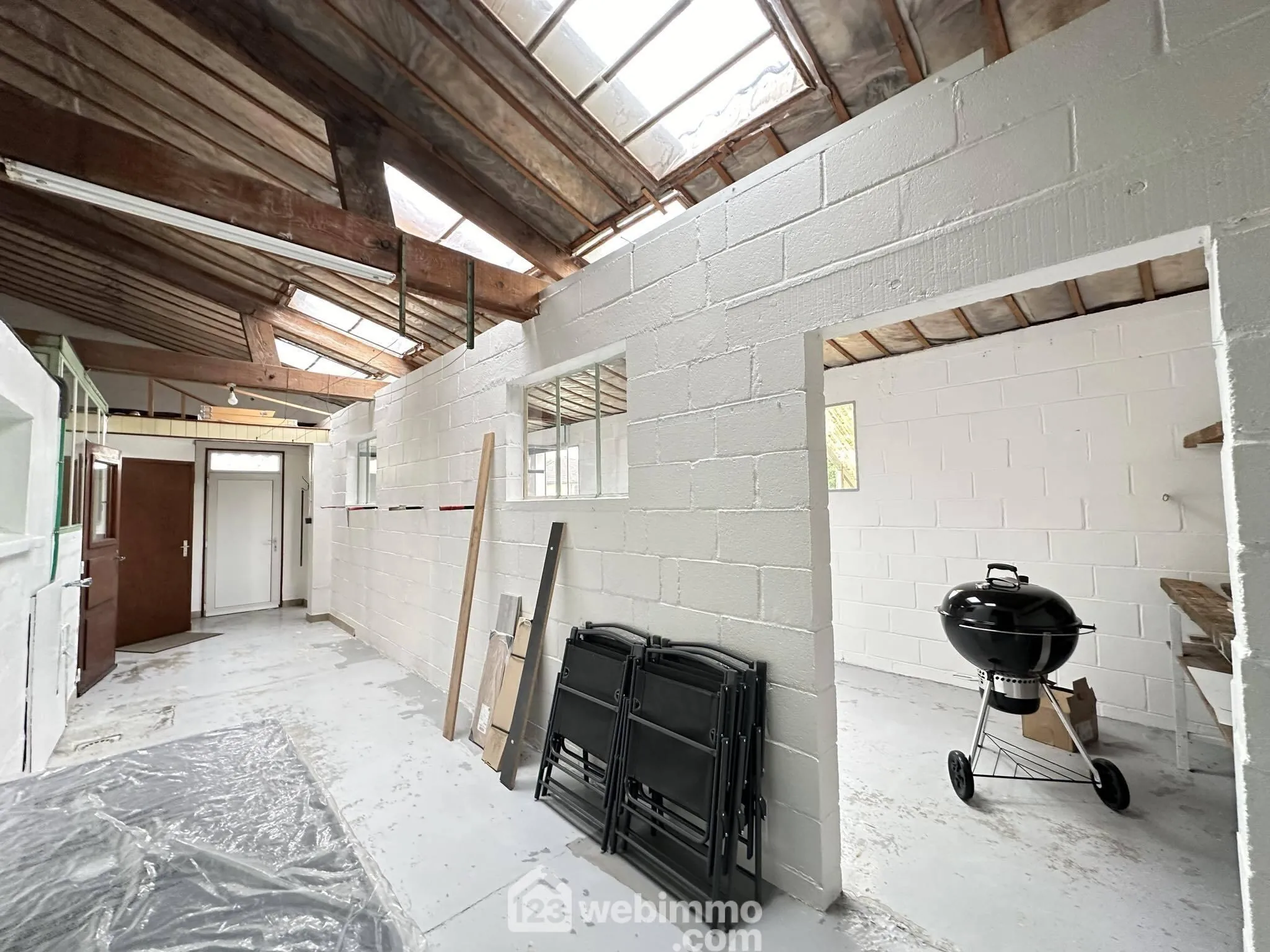 À vendre maison 127 m² à Chambry avec garage et terrain clos 