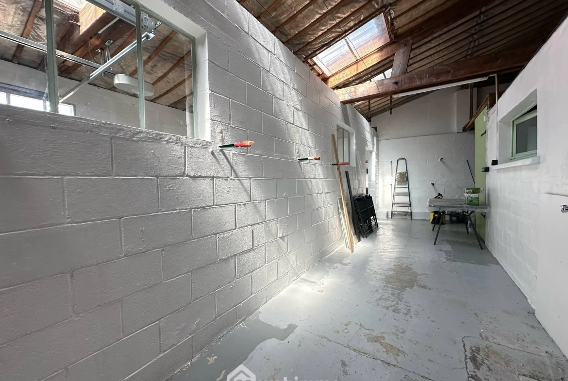 À vendre maison 127 m² à Chambry avec garage et terrain clos 