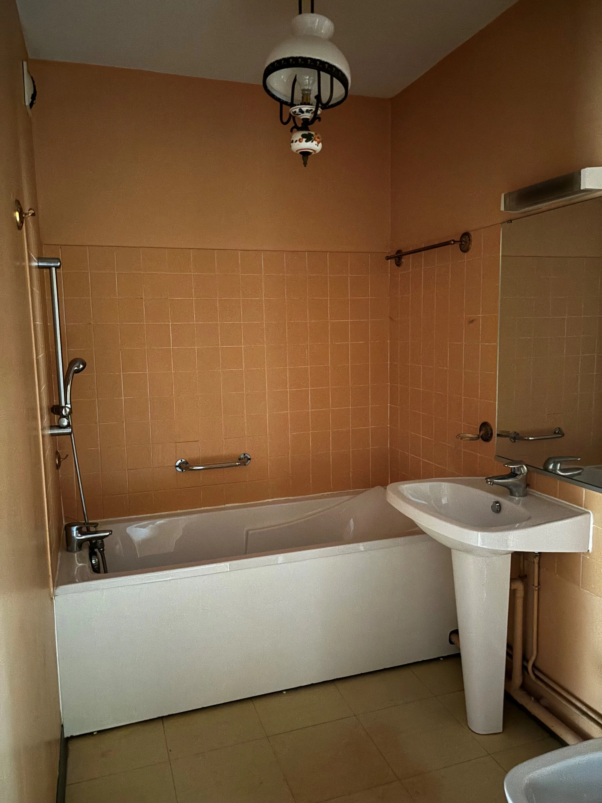 Appartement T3 lumineux de 74 m² dans la résidence Lord Duveen à Marseille 