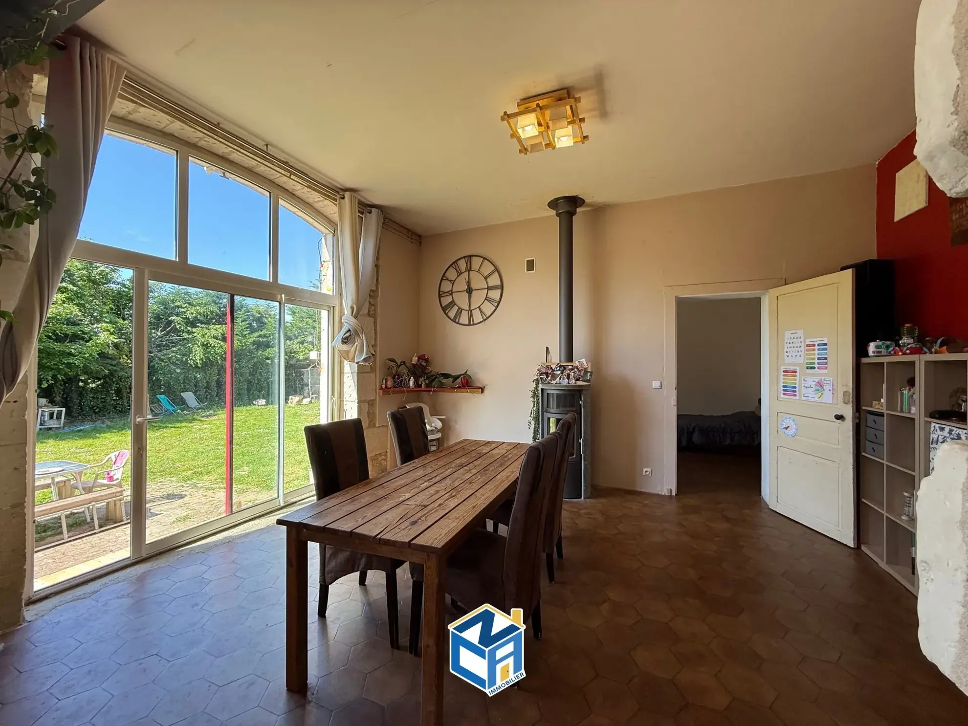 Maison de campagne 4 chambres avec garage et dépendance à Le Liège 37460 