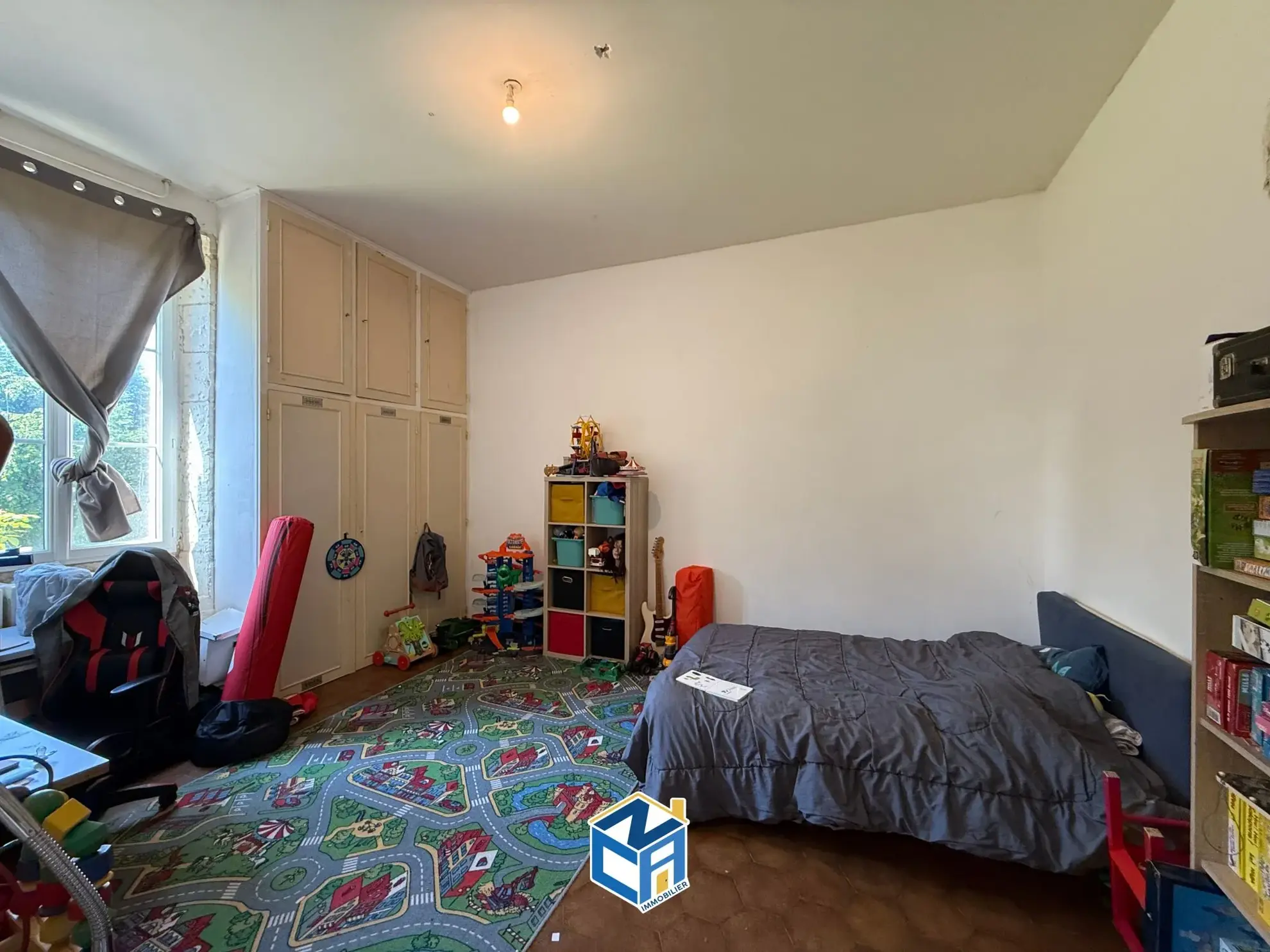 Maison de campagne 4 chambres avec garage et dépendance à Le Liège 37460 