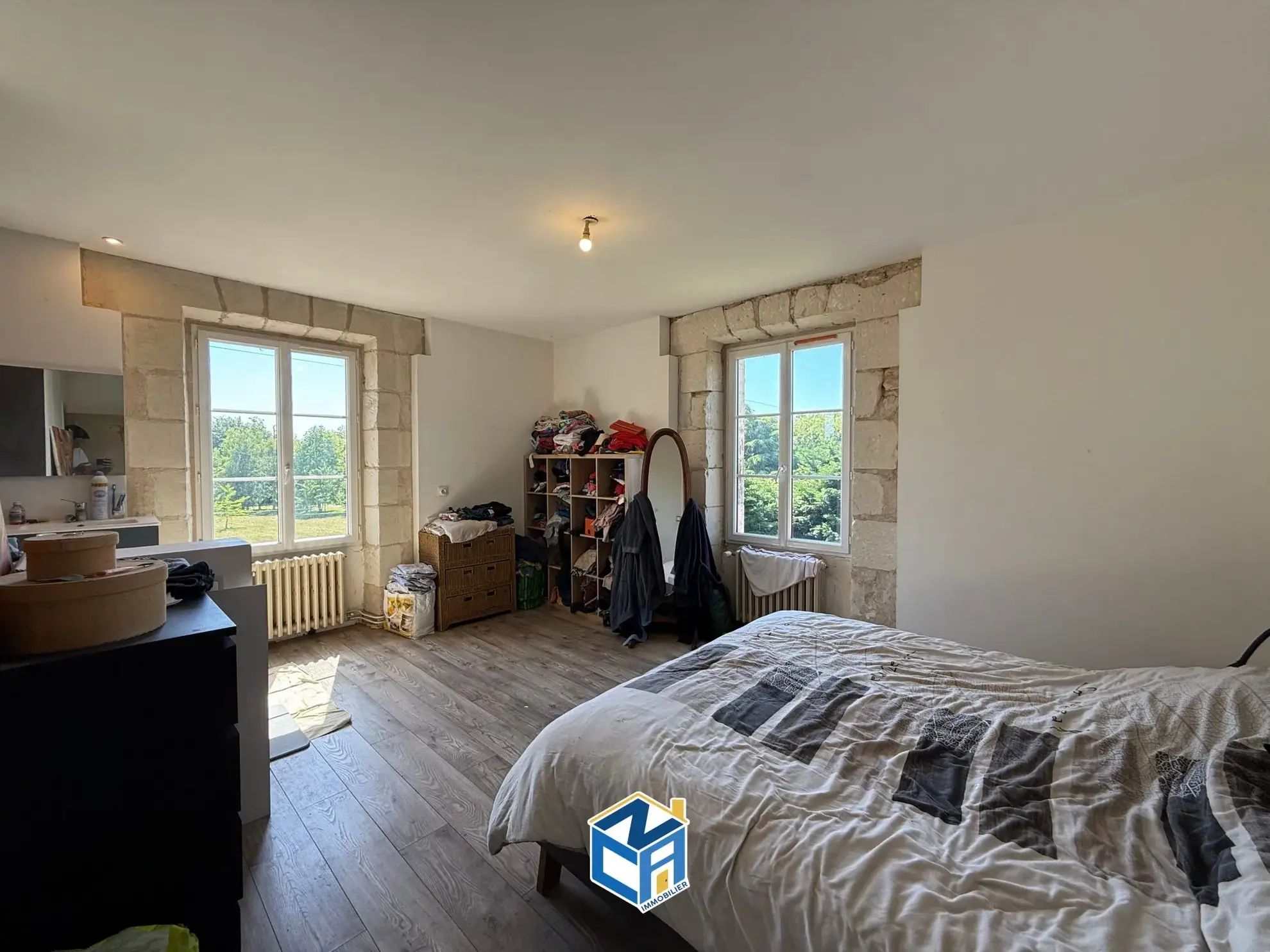 Maison de campagne 4 chambres avec garage et dépendance à Le Liège 37460 