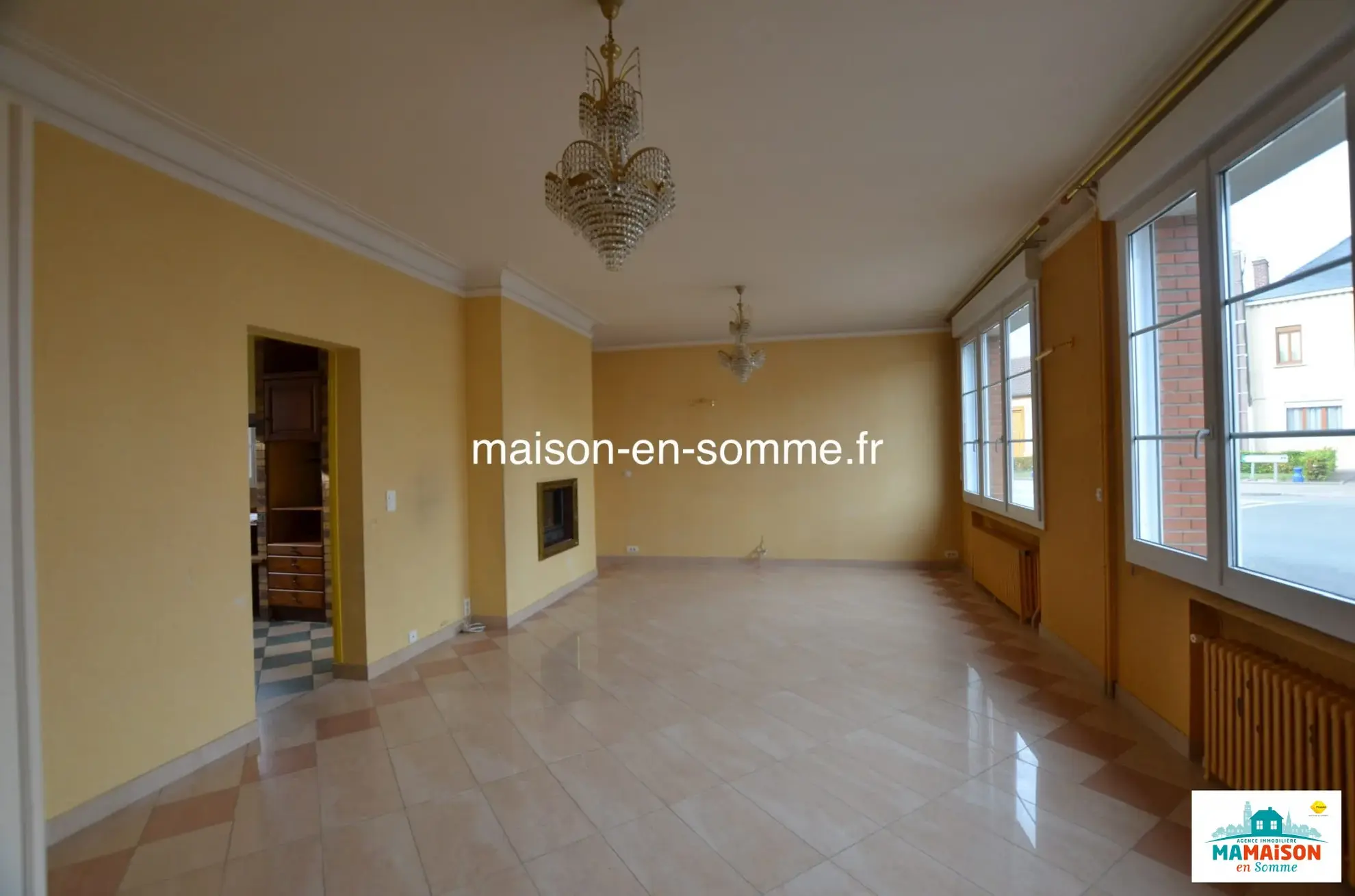 Grande maison de 230 m² avec dépendance et jardin à Fouilloy 