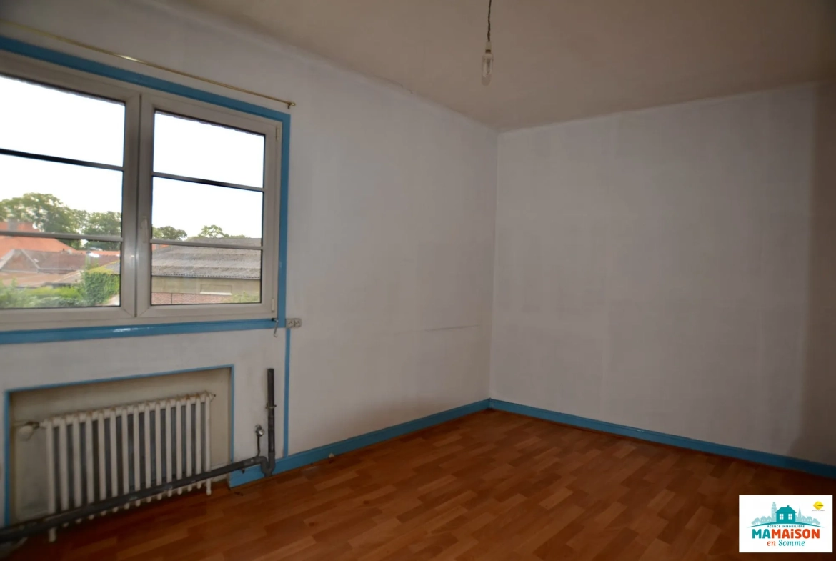 Grande maison de 230 m² avec dépendance et jardin à Fouilloy 