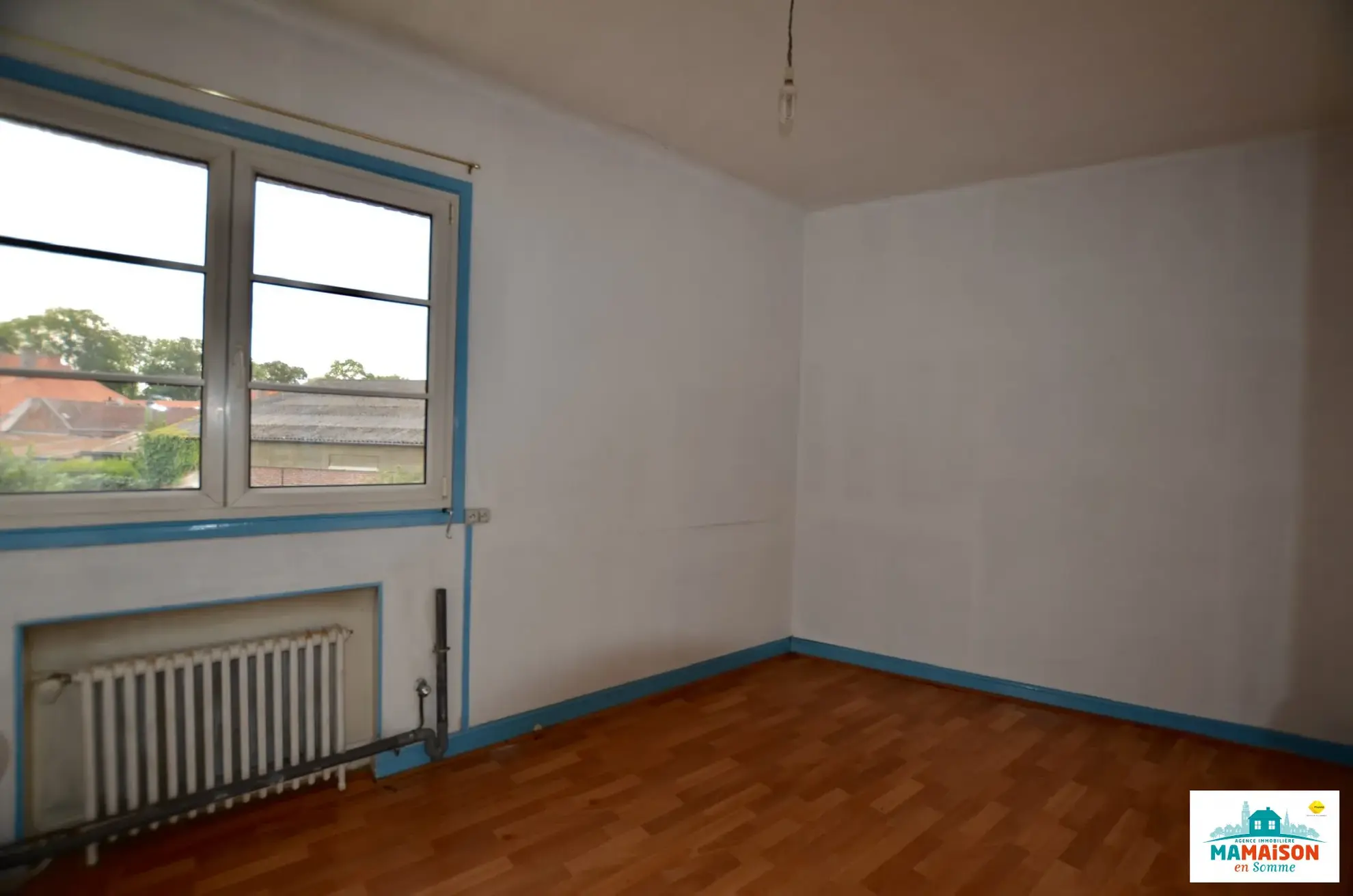 Grande maison de 230 m² avec dépendance et jardin à Fouilloy 