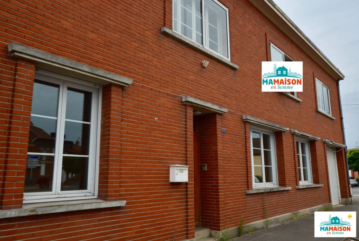 Grande maison de 230 m² avec dépendance et jardin à Fouilloy 