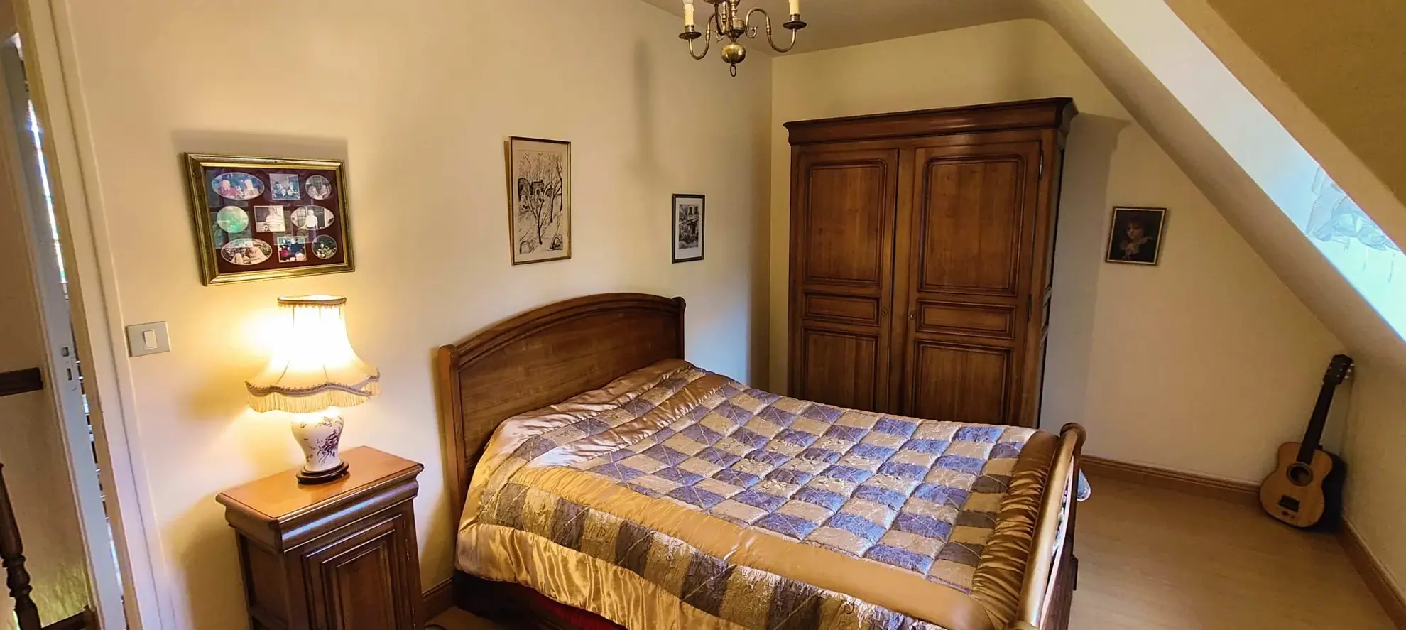 Belle maison avec grand terrain et serre à Guerlédan en Bretagne 