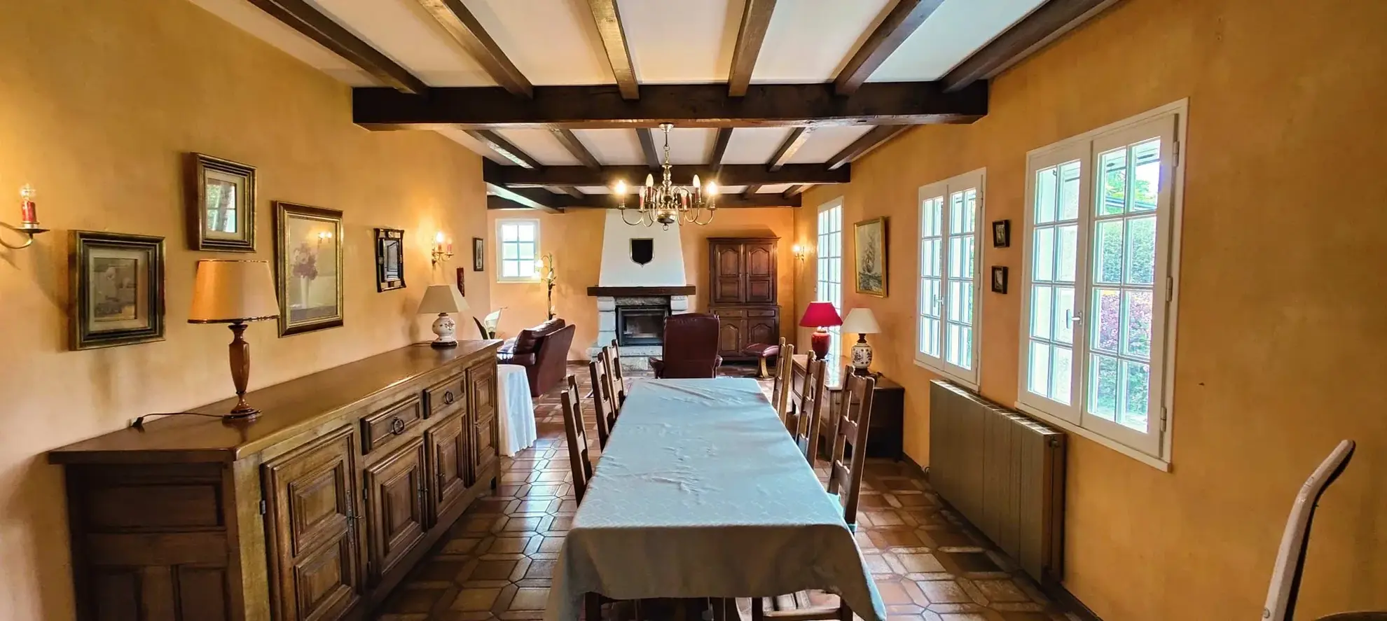 Belle maison avec grand terrain et serre à Guerlédan en Bretagne 