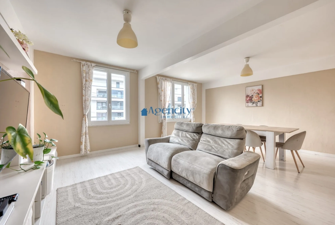 Appartement 4 pièces à Noisy-le-Grand, proximité centre-ville et Bords de Marne 