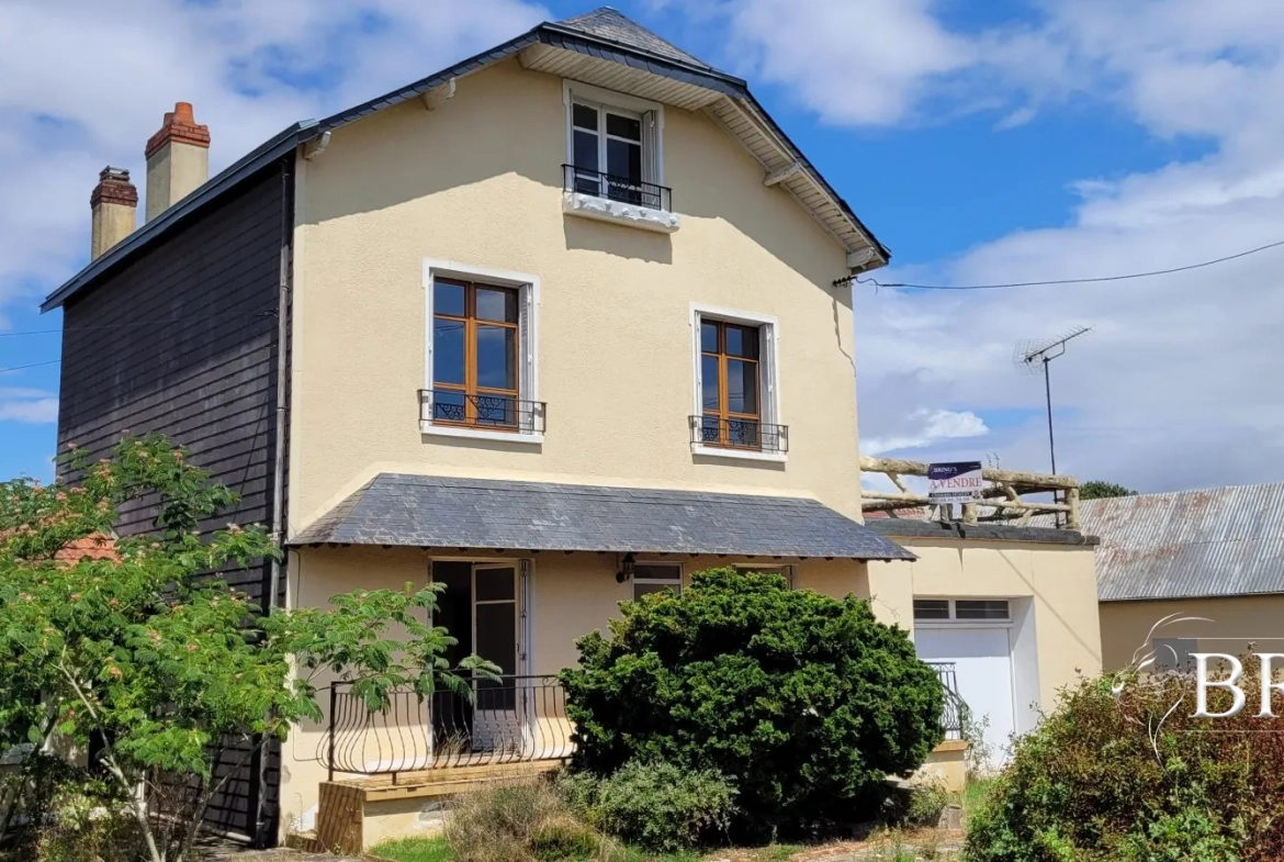 Maison de ville 1930 avec jardin à Déols - Charmante et spacieuse 