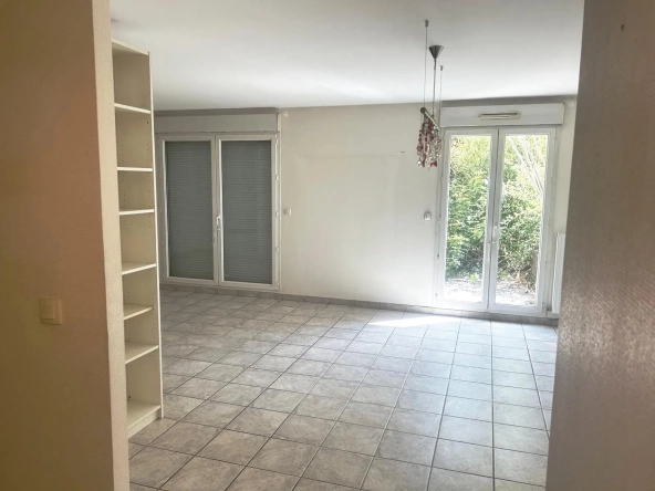 Grand appartement F4 en rez-de-jardin à Saint-Étienne proches du Parc de l'Europe