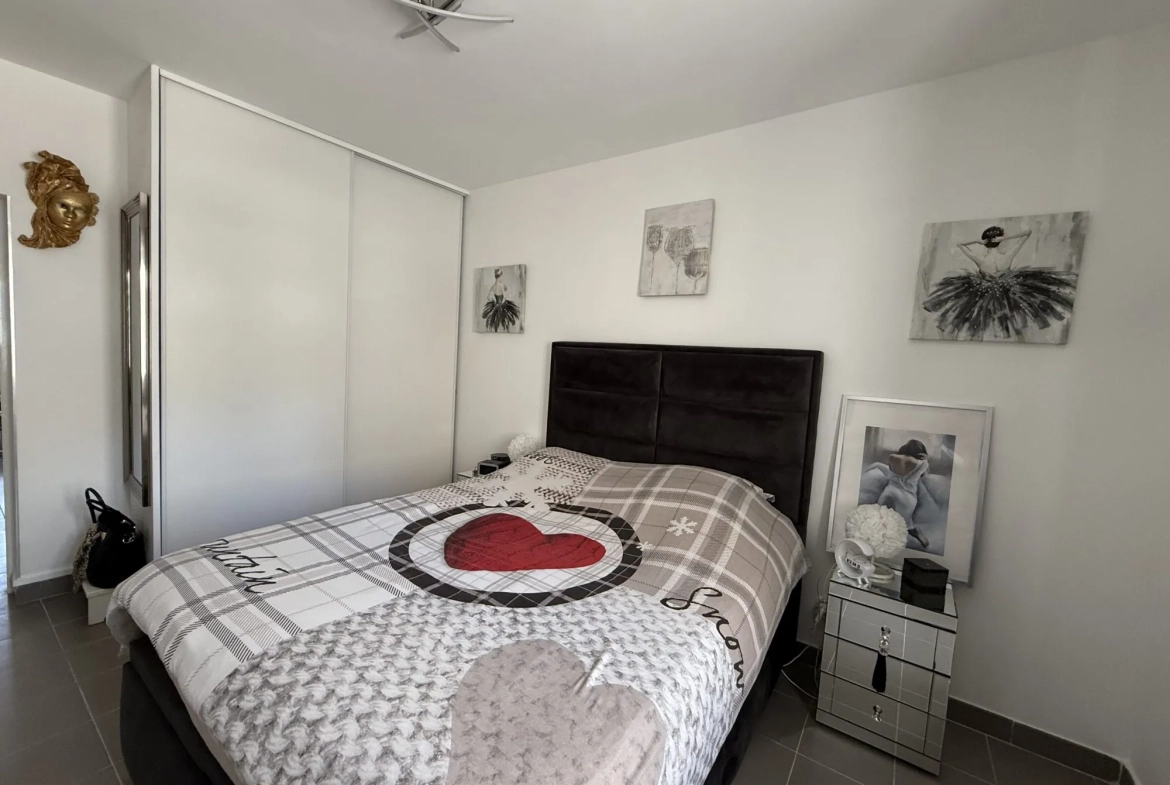 Appartement T2 de 49 m² en rez-de-chaussée à Gonfaron 