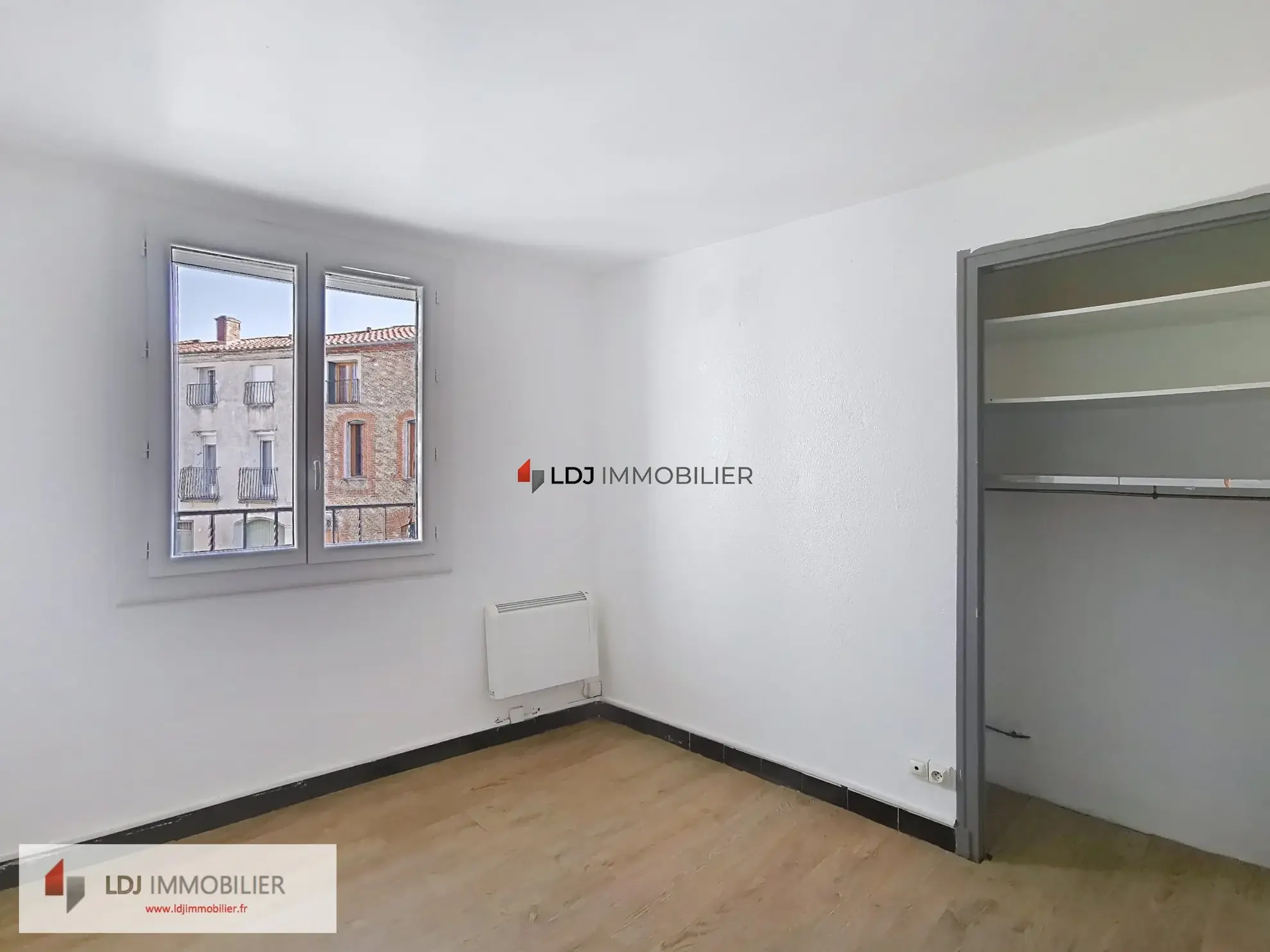 Appartement T3 lumineux sans charges à Saint-Féliu-d'Avall avec cour privée 