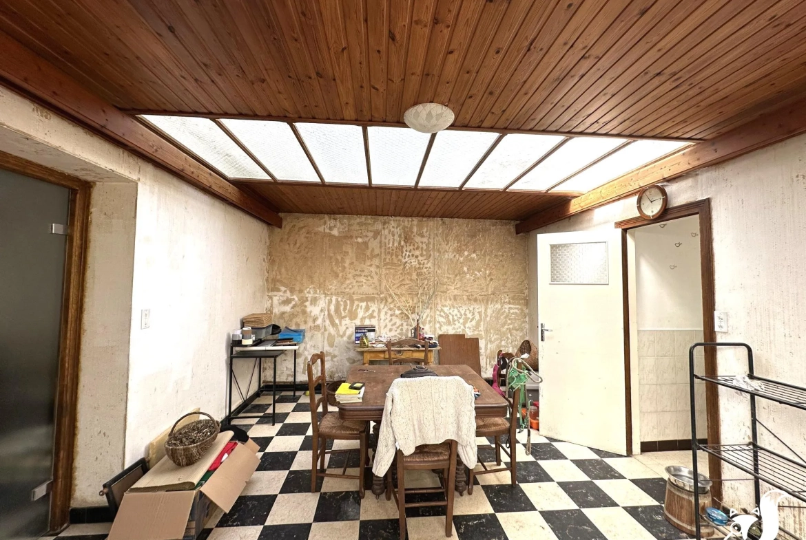 Maison à vendre à Montigny-en-Cambrésis – Projet de rénovation avec potentiel 