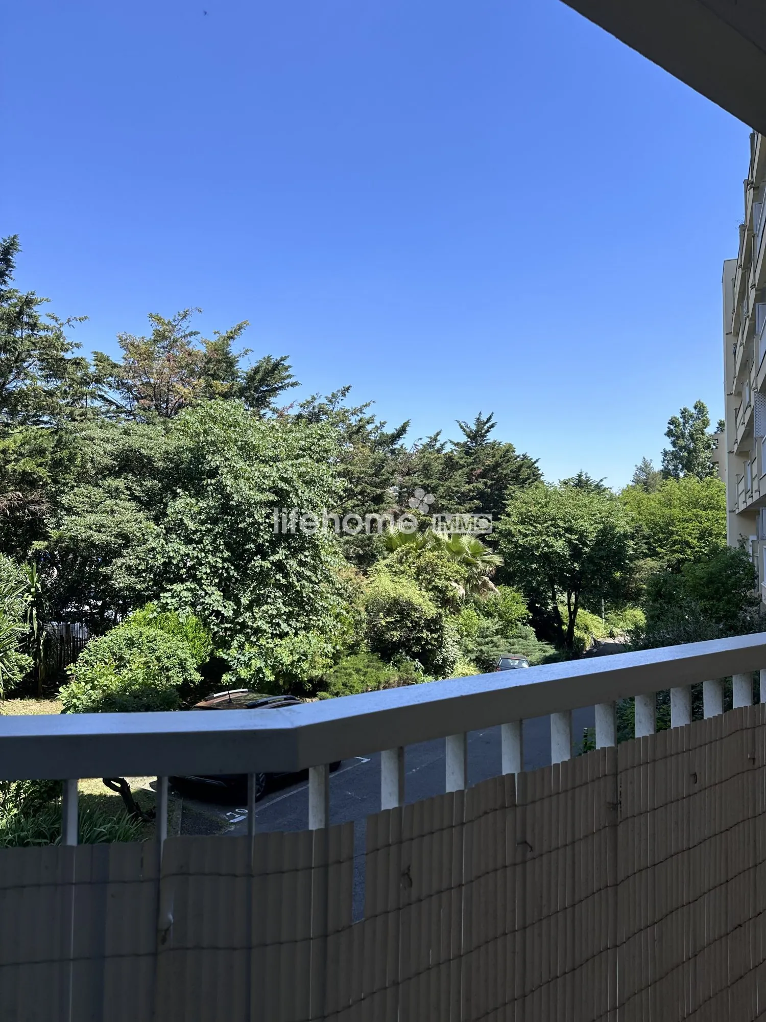 Studio meublé à Montpellier avec cave et proximité tramway - Investissement idéal 