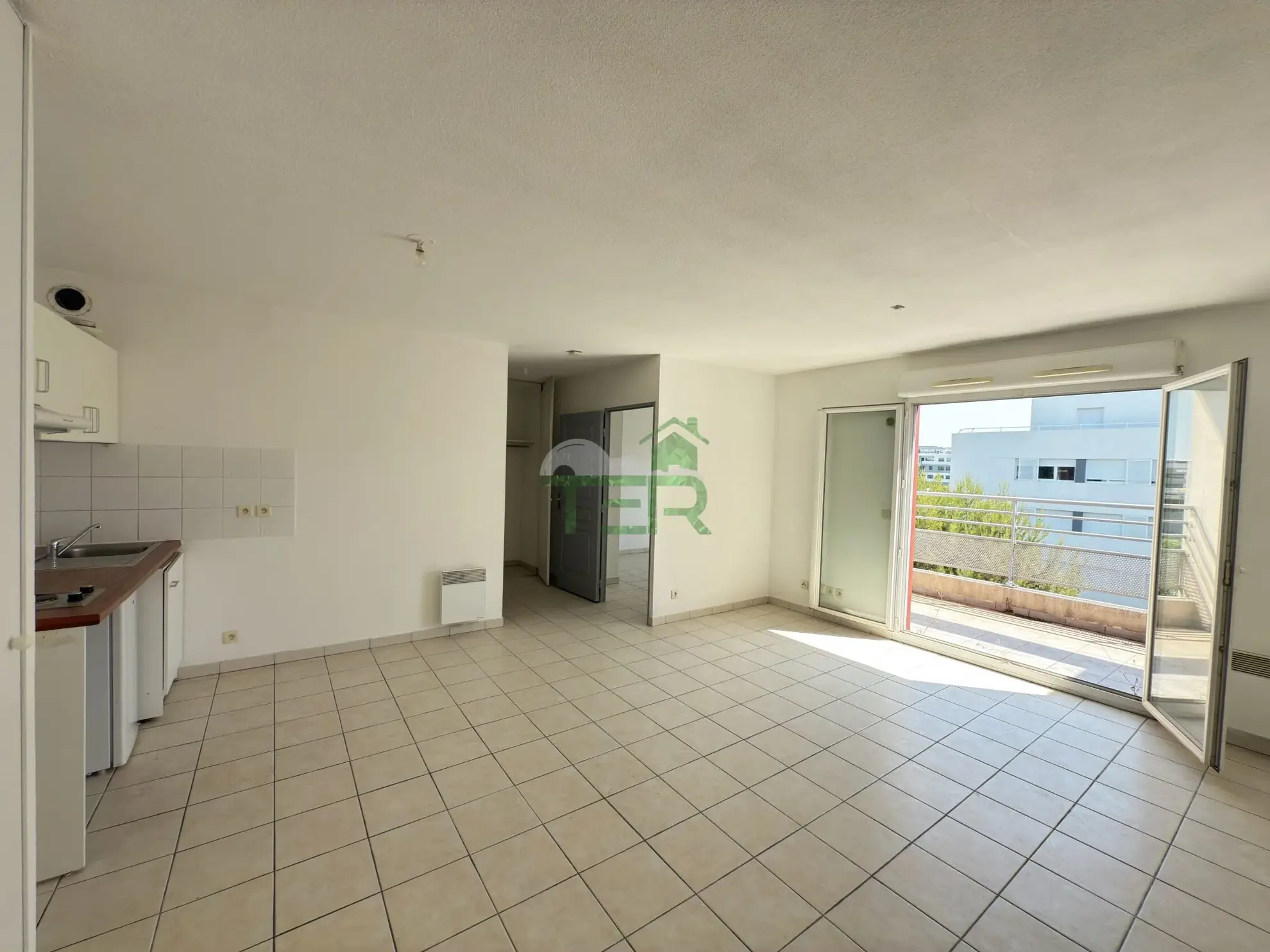 Appartement T2 à Montpellier Cellenueve avec terrasse et parking en dernier étage 