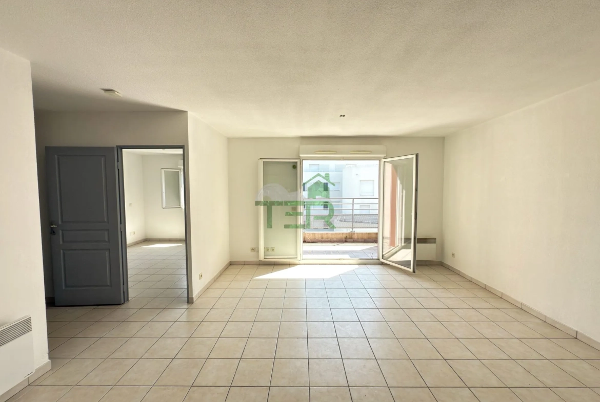 Appartement T2 à Montpellier Cellenueve avec terrasse et parking en dernier étage 