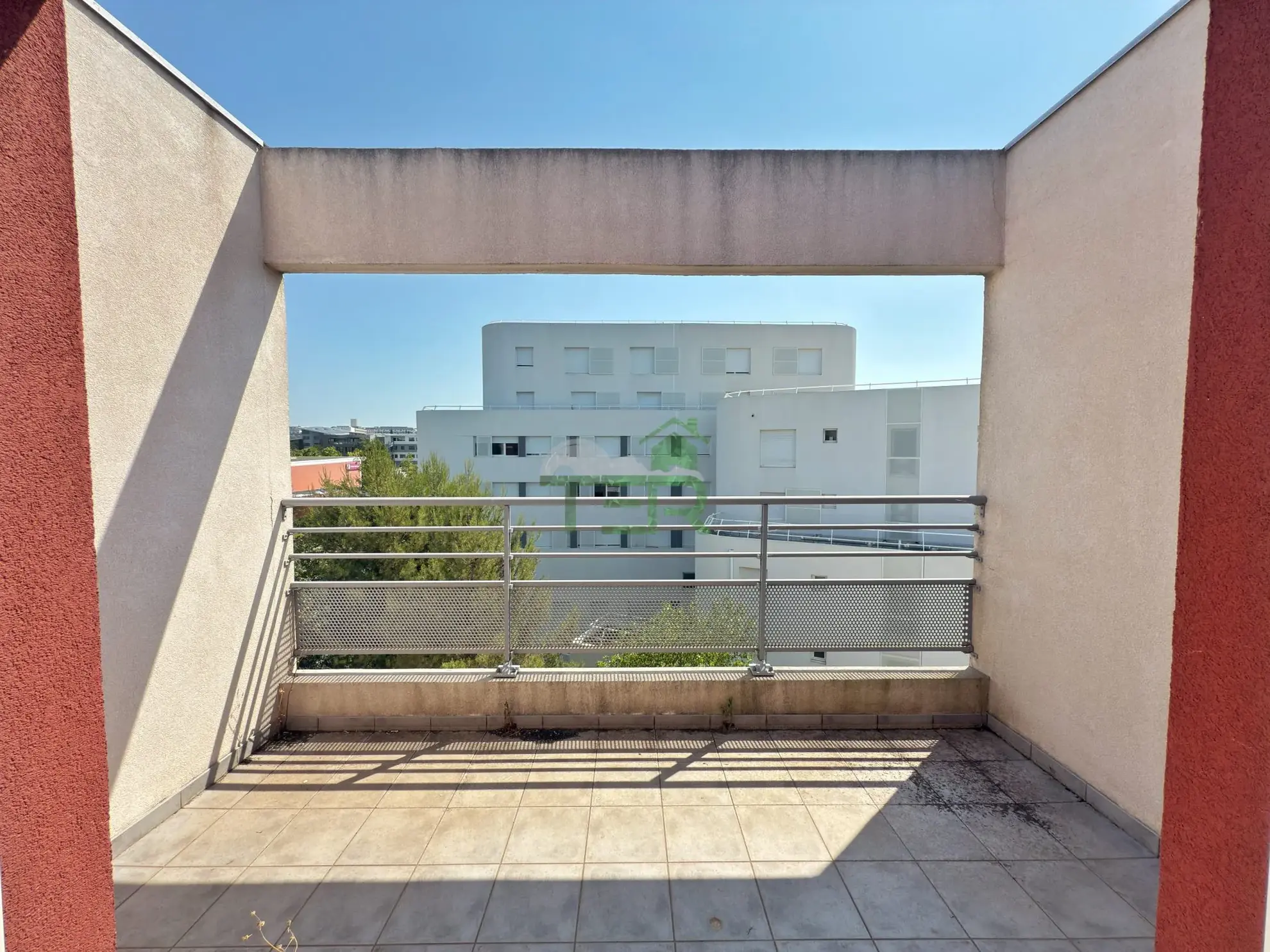 Appartement T2 à Montpellier Cellenueve avec terrasse et parking en dernier étage 