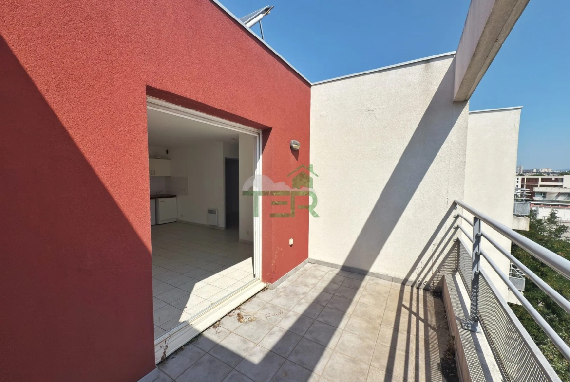 Appartement T2 à Montpellier Cellenueve avec terrasse et parking en dernier étage 
