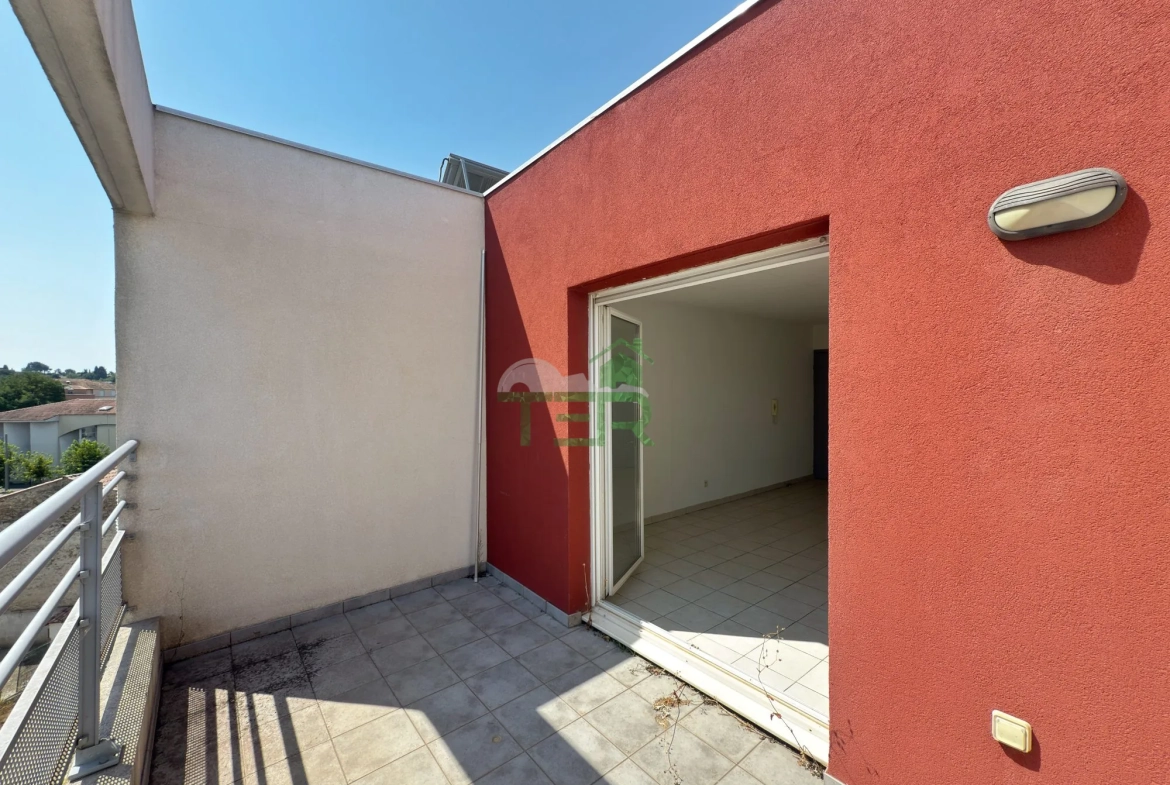 Appartement T2 à Montpellier Cellenueve avec terrasse et parking en dernier étage 
