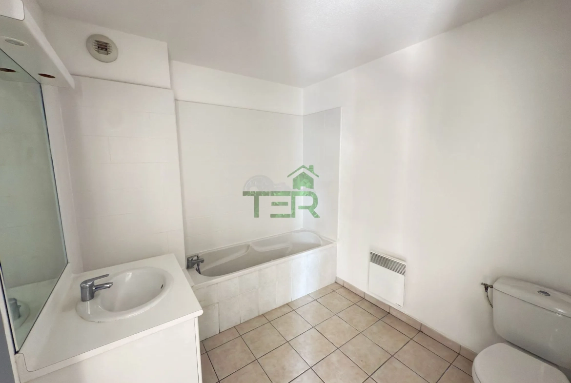 Appartement T2 à Montpellier Cellenueve avec terrasse et parking en dernier étage 