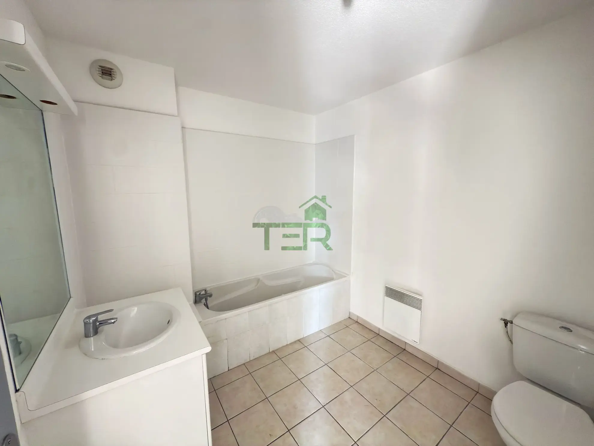 Appartement T2 à Montpellier Cellenueve avec terrasse et parking en dernier étage 