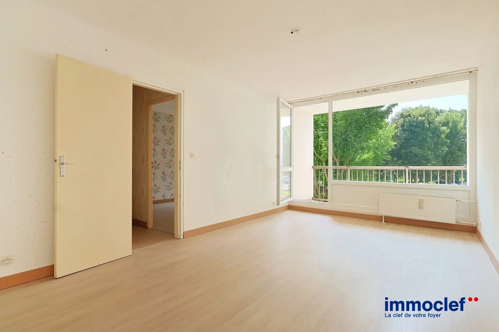 Appartement T2 à vendre à La Madeleine - 53 m², balcon et parking privé 