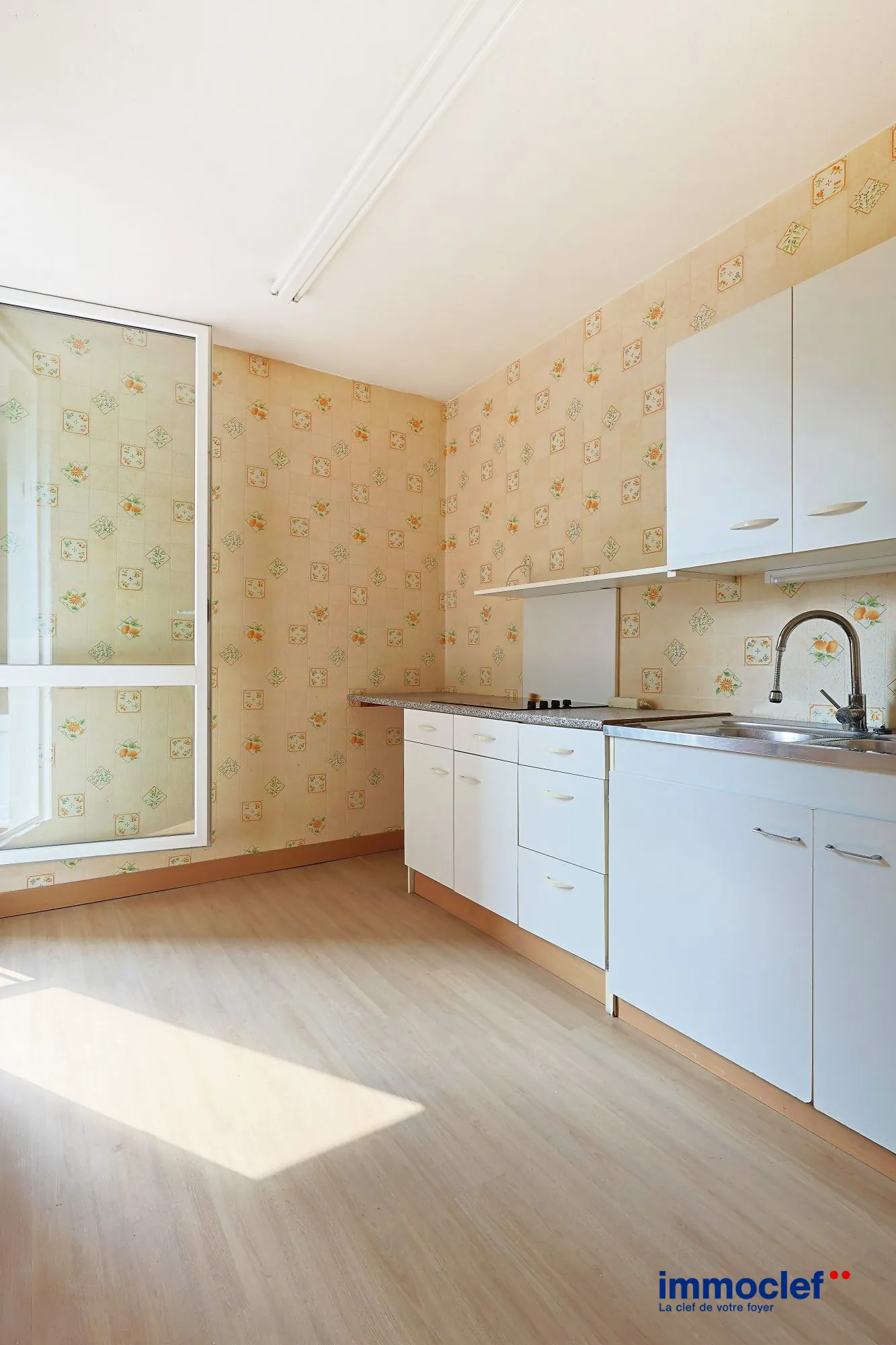 Appartement T2 à vendre à La Madeleine - 53 m², balcon et parking privé 