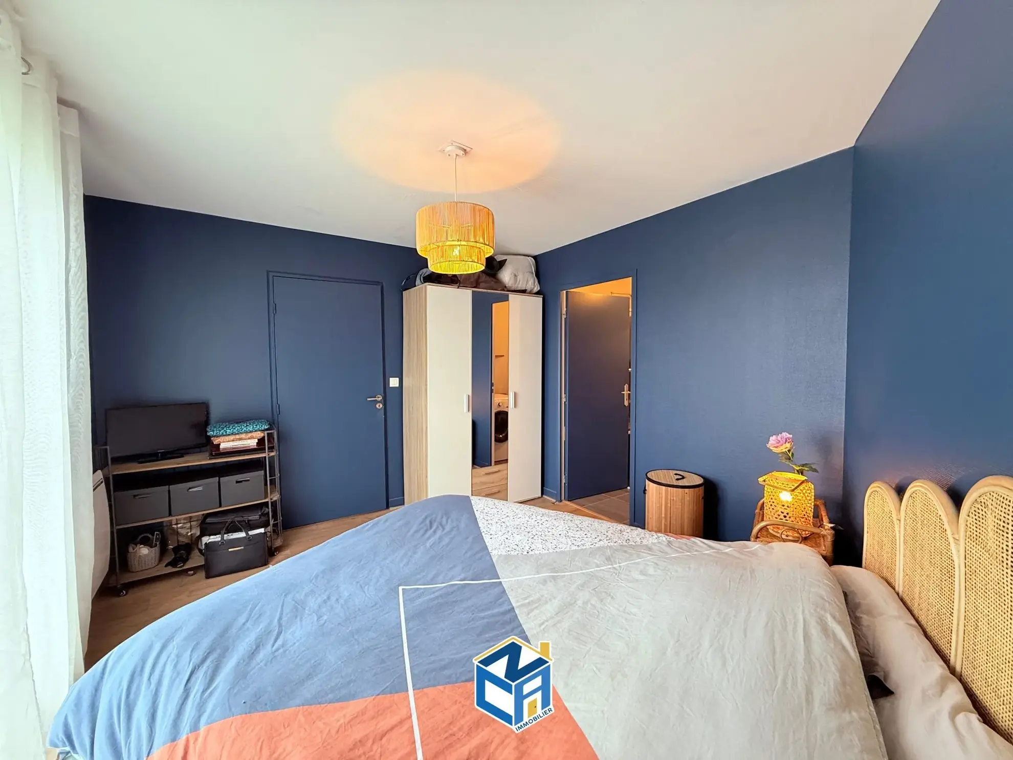 Vente appartement T2 en dernier étage avec deux balcons à Tours 