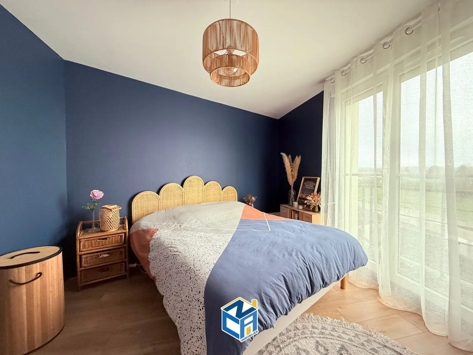 Vente appartement T2 en dernier étage avec deux balcons à Tours 