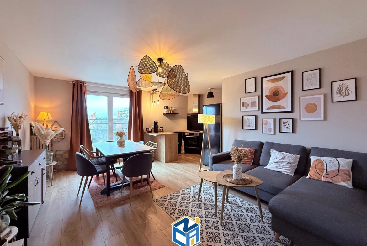 Vente appartement T2 en dernier étage avec deux balcons à Tours 