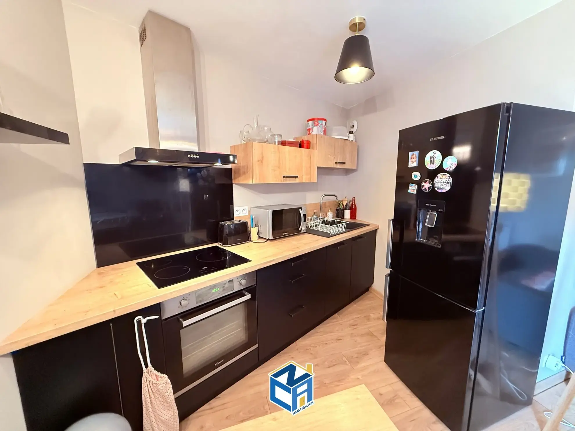 Vente appartement T2 en dernier étage avec deux balcons à Tours 