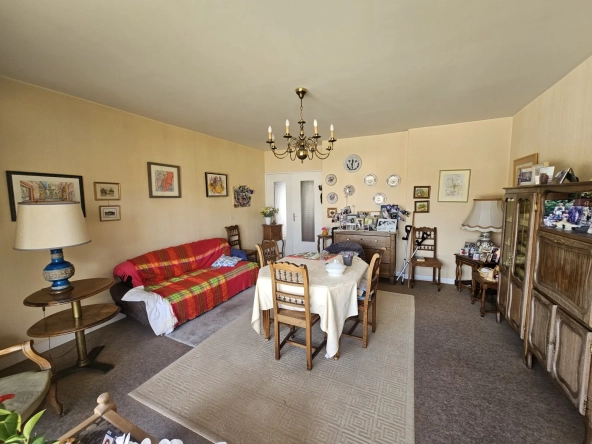 Charmant appartement T3 de 74 m² à Vendeville, balcon, cave et parking sécurisé