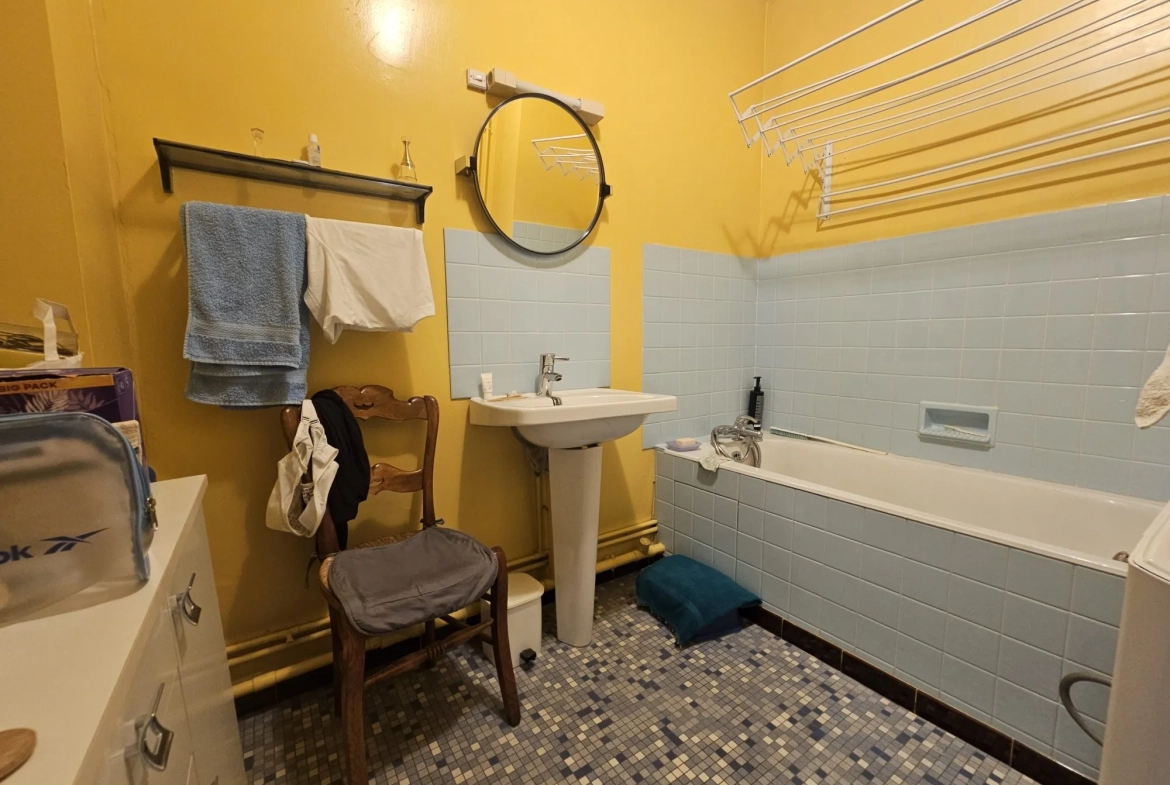 Charmant appartement T3 de 74 m² à Vendeville, balcon, cave et parking sécurisé 