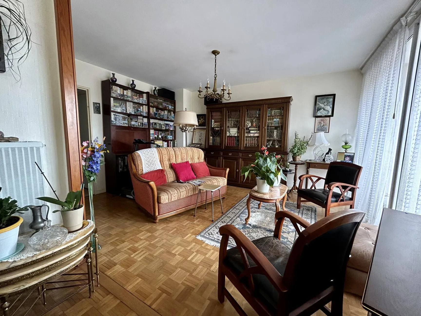 Bel appartement traversant avec balcon, cave et garage à Albi - 62m² 