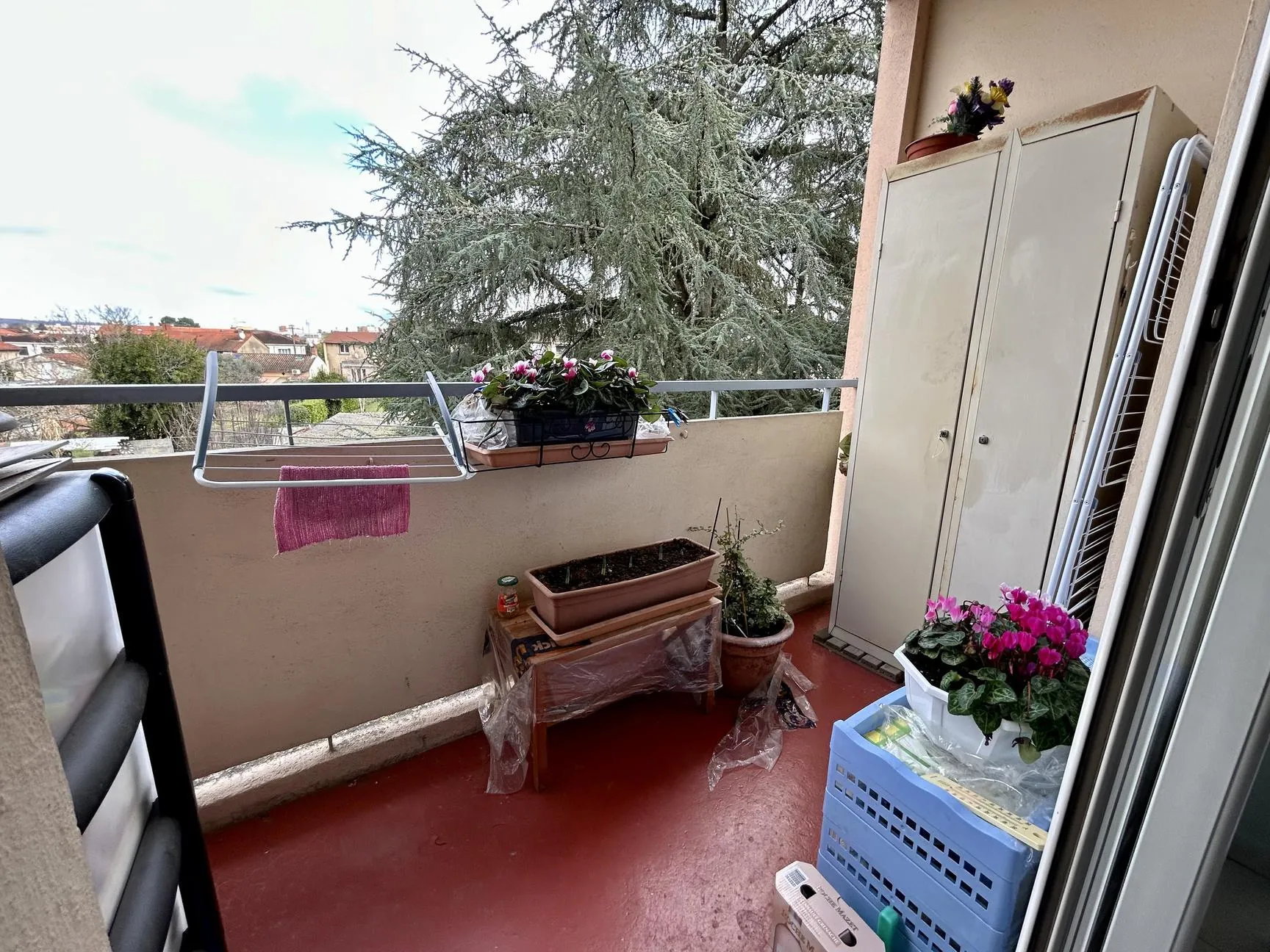 Bel appartement traversant avec balcon, cave et garage à Albi - 62m² 