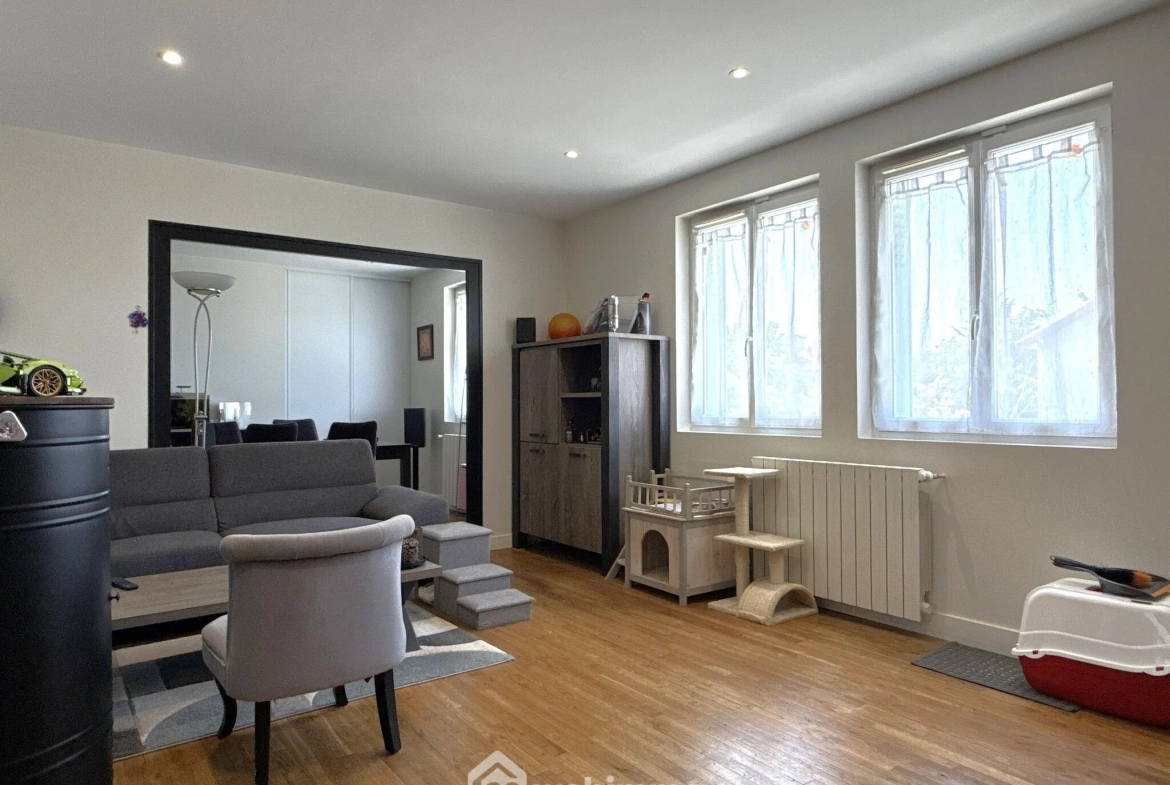 Maison de plain-pied 111 m² à Migné-Auxances, proche commodités 