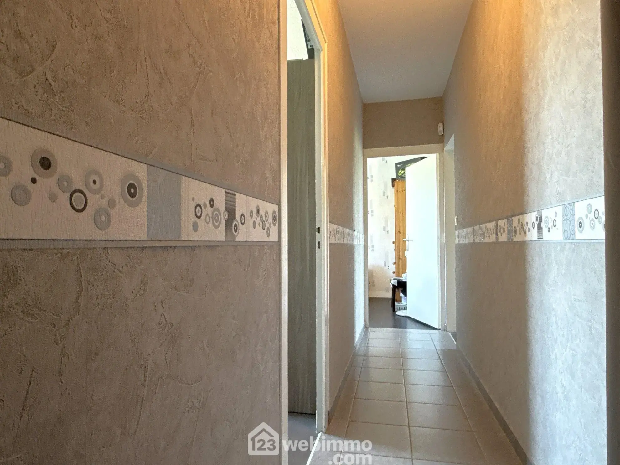 Maison de plain-pied 111 m² à Migné-Auxances, proche commodités 