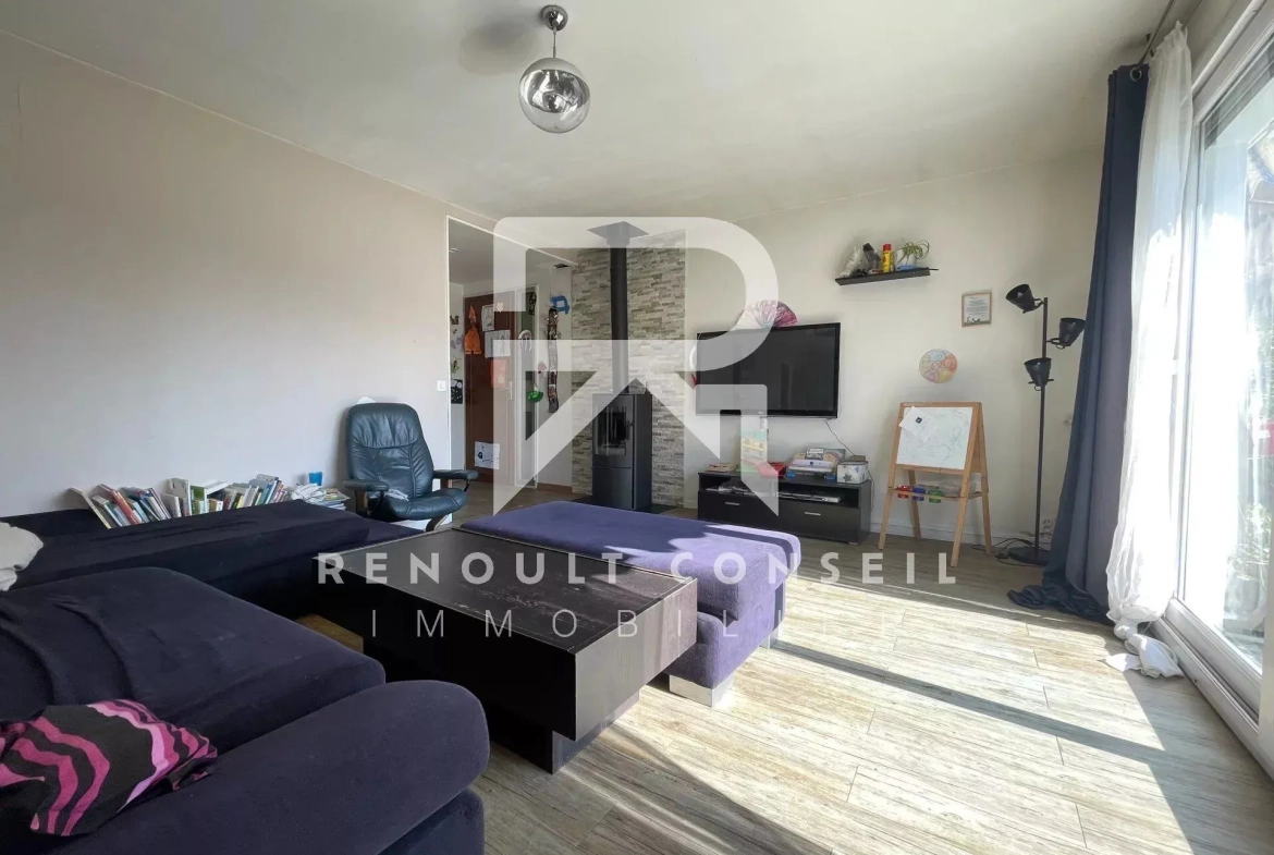 Maison de 120 m² Carrez à Franqueville-Saint-Pierre avec garage et terrasse 