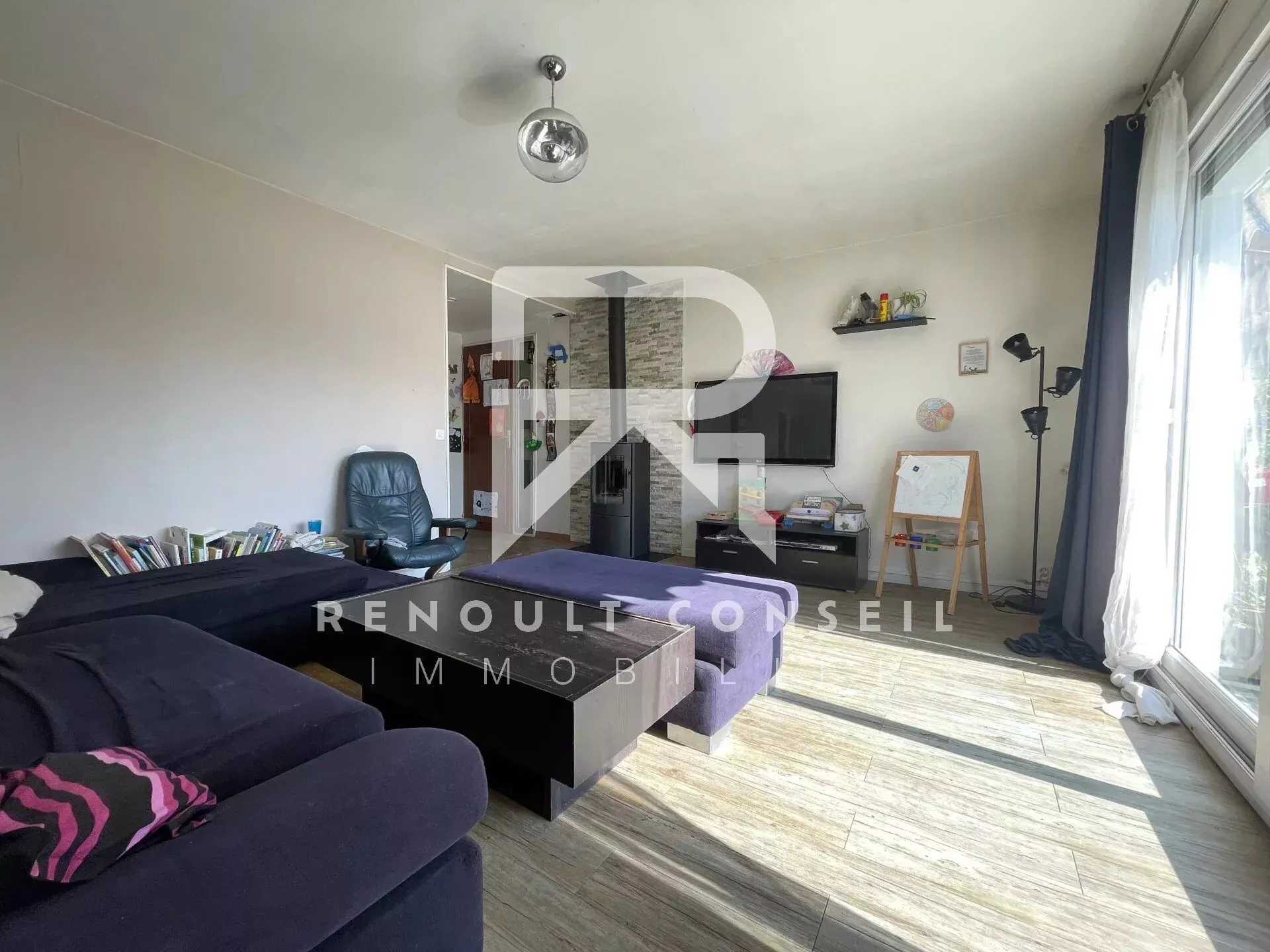 Maison de 120 m² Carrez à Franqueville-Saint-Pierre avec garage et terrasse 