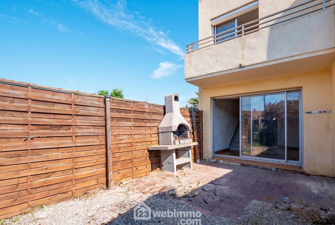 Maison T3 avec terrasse et parking à Agde – Opportunité à saisir 
