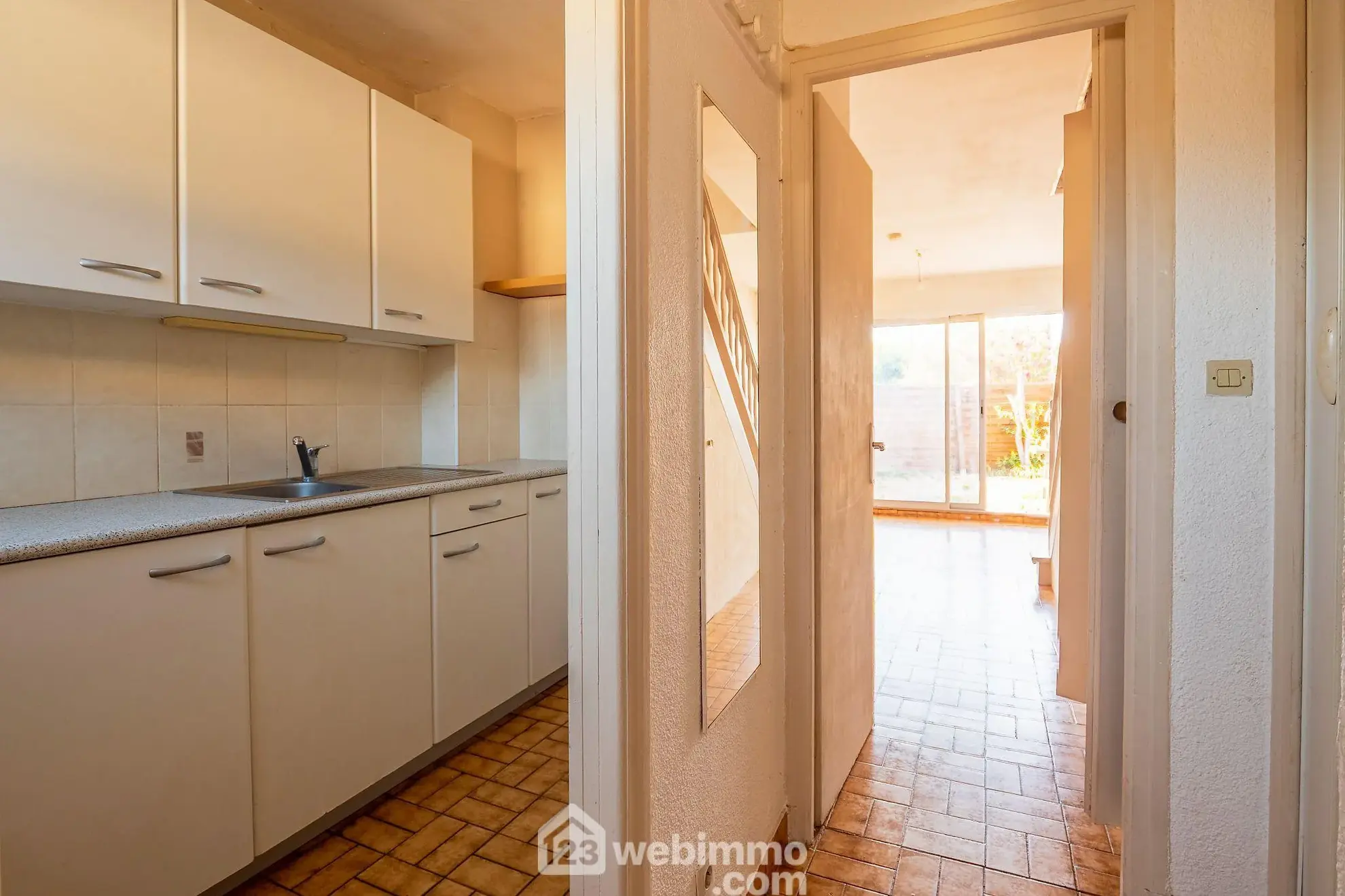 Maison T3 avec terrasse et parking à Agde – Opportunité à saisir 