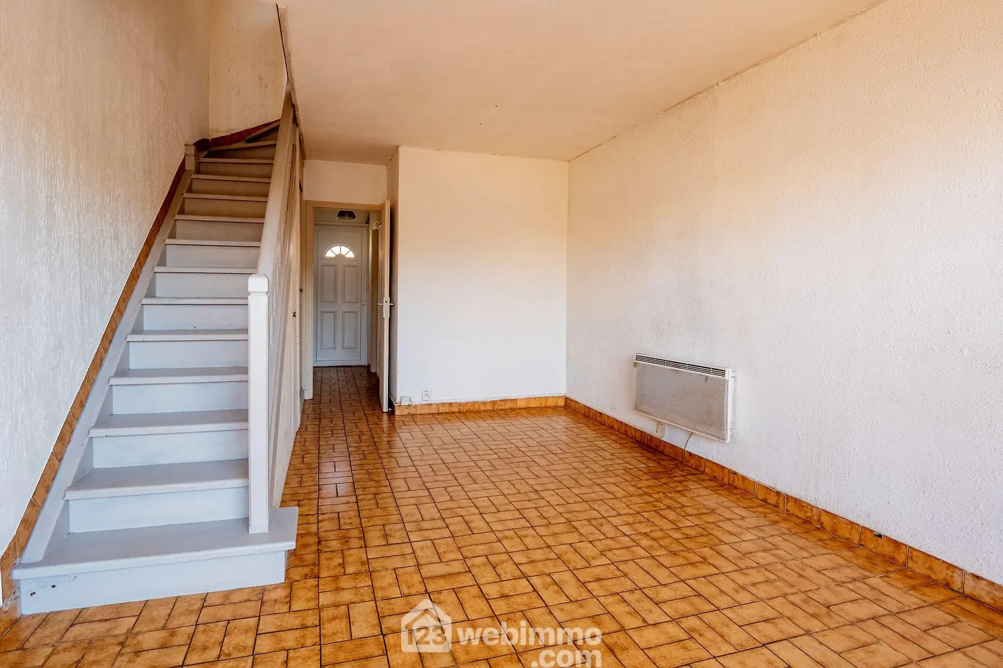 Maison T3 avec terrasse et parking à Agde – Opportunité à saisir 